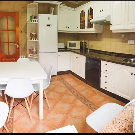 Complejo Las Casinas * خيخون
